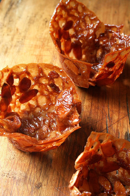 Almond Butterscotch Cookie Cups Almond Butterscotch Cookie Cups