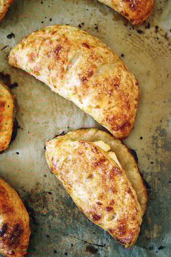 apple-cheddar hand pie