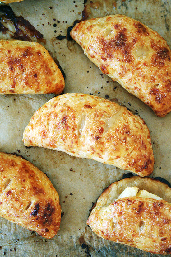 apple-cheddar hand pie