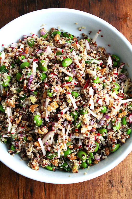 A simple dressing of olive oil and freshly squeezed lemon juice with just a pinch of crushed red pepper flakes works best in this quinoa salad, both complementing quinoa's flavors while not oversaturating its delicate texture. // alexandracooks.com A simple dressing of olive oil and freshly squeezed lemon juice with just a pinch of crushed red pepper flakes works best in this quinoa salad, both complementing quinoa's flavors while not oversaturating its delicate texture. // alexandracooks.com