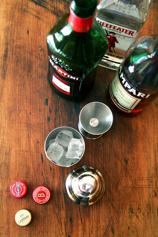 Made with only three ingredients — gin, sweet vermouth, and Campari — at a 1:1:1 ratio, a negroni couldn't be easier to make. It also couldn't be more delicious. // alexandracooks.com Made with only three ingredients — gin, sweet vermouth, and Campari — at a 1:1:1 ratio, a negroni couldn't be easier to make. It also couldn't be more delicious. // alexandracooks.com