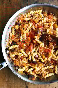 pasta with caramelized onions, eggplant and tomatoes