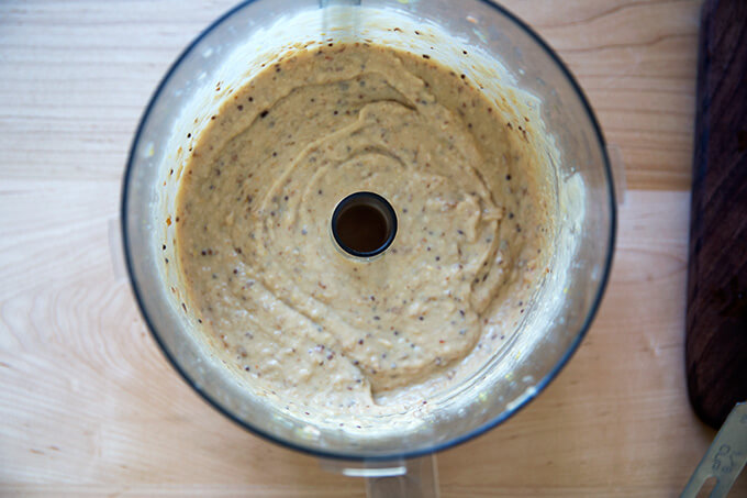 puréed white bean spread with apple chutney