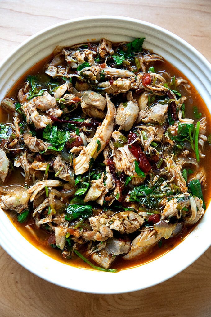 A bowl of Instant Pot chicken tinga.
