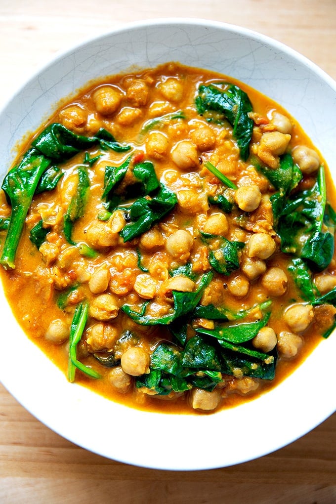 A bowl of Instant Pot butter chickpeas.