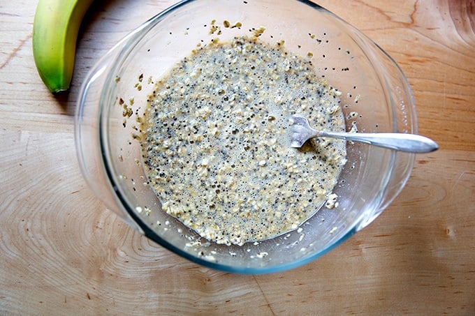 Banana-oat pancake batter.
