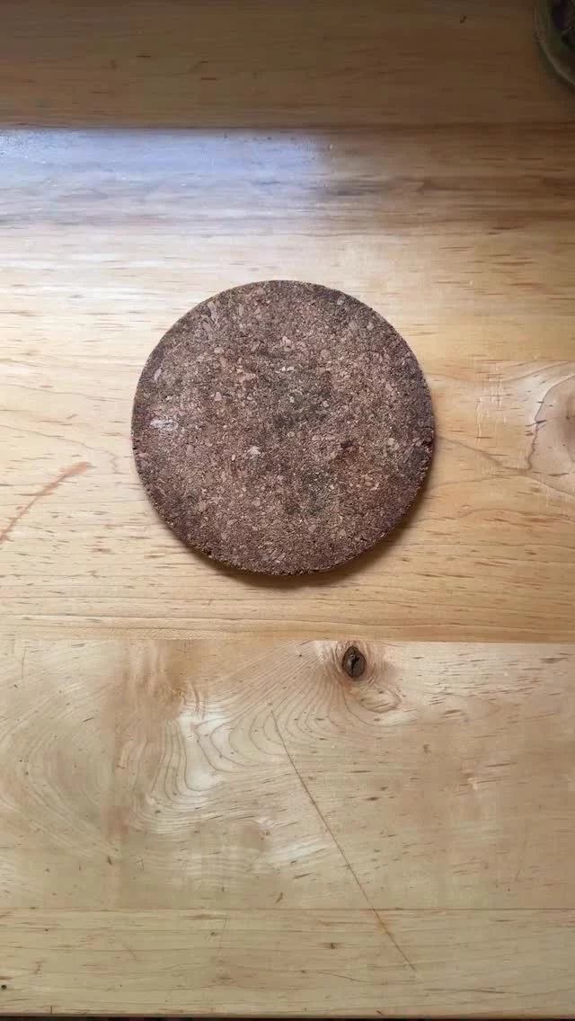 Friends! If you make one last cherry tomato recipe this summer, may it be this one 🍅🍅🍅🍅
⁣
This is an old favorite recipe that I recently updated/simplified. It’s a one-skillet job, and it’s a tasty one — the whole fam loved it. Hope you do, too 💗
⁣
Comment “recipe” to have it sent straight to your DMs 👇
⁣
https://axis-viaduct.live/2017/08/11/one-pan-baked-ziti-miracle/

#summer #fall #pasta