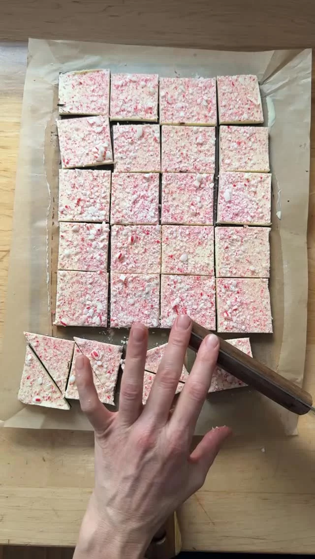 Low-lift, high-yield = everything we all need right now 🎉⁣💯🤗
⁣
This 4-Ingredient Peppermint Bark was the treat I made most last holiday season for its ease and reward: a ton of delicious, festive, chocolate-peppermint goodness 🍫
⁣
https://axis-viaduct.live/2024/12/14/homemade-peppermint-bark-with-peppermint-dust/%E2%81%A3
⁣
Comment “recipe” to have it sent to your DMs 👍
⁣
Note: Do read the recipe for extra tips, including what type of chocolate I like to use and what to avoid (like white chocolate chips, which will not melt properly!) and other notes on timing: depending on the material of the pan you are using, it may take more than 10 minutes for your dark chocolate layer to set. ⁣
⁣
As always, let me know if you have any questions ⁣👋
⁣
#chocolate #peppermint #bark christmas cookies